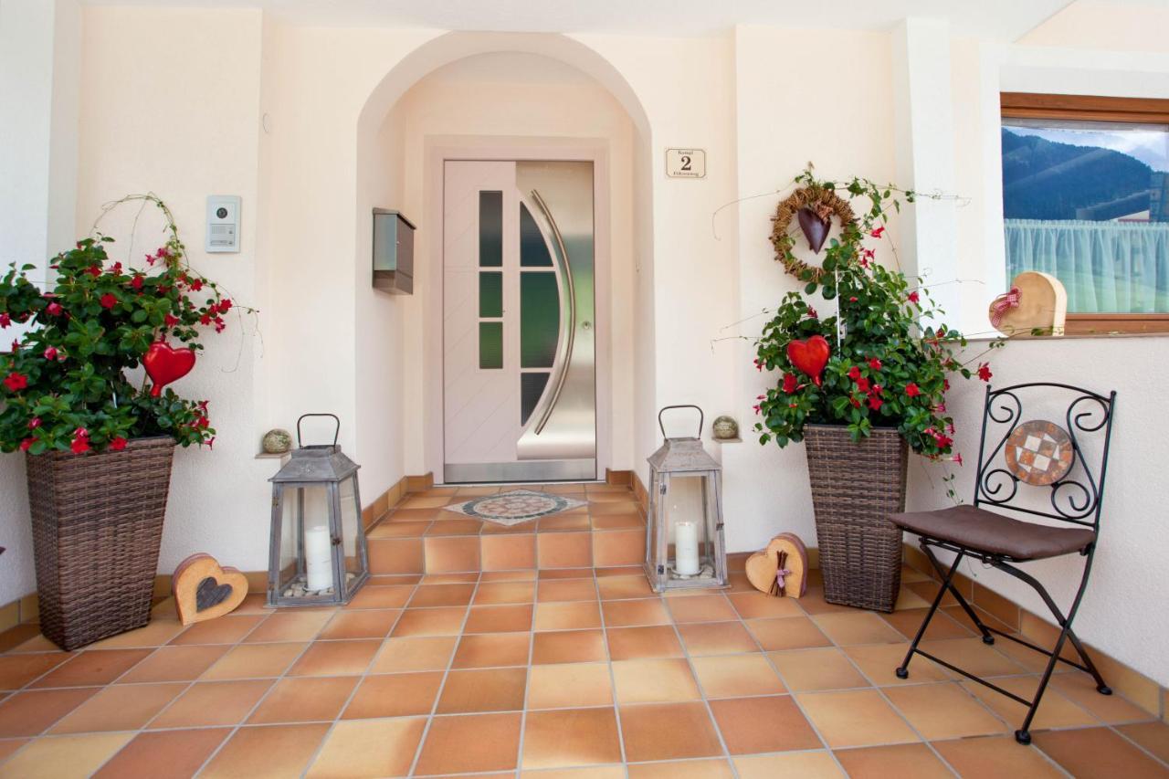 Bed and Breakfast Haus Steinbock Neustift im Stubaital Exterior foto