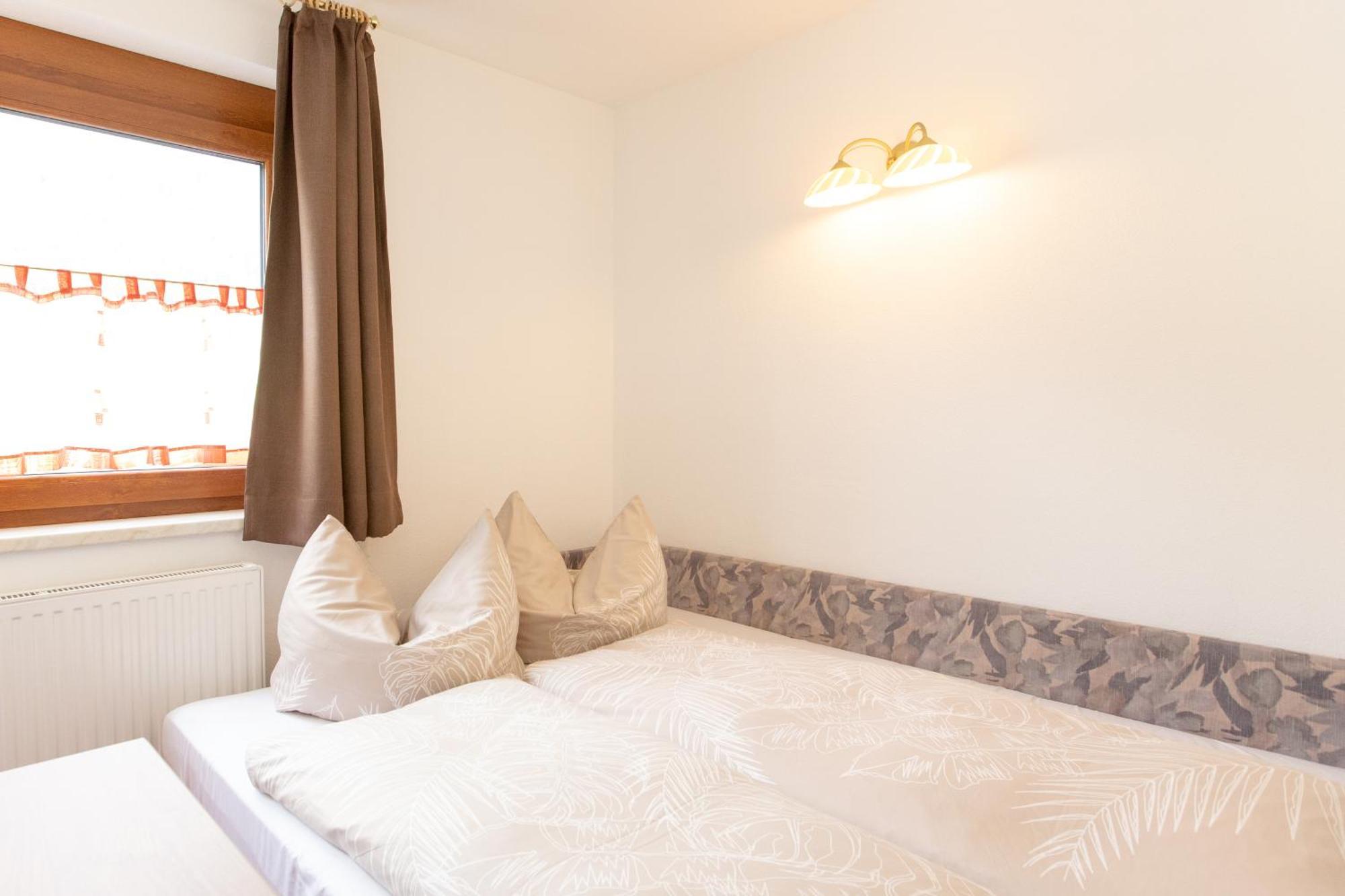 Bed and Breakfast Haus Steinbock Neustift im Stubaital Exterior foto