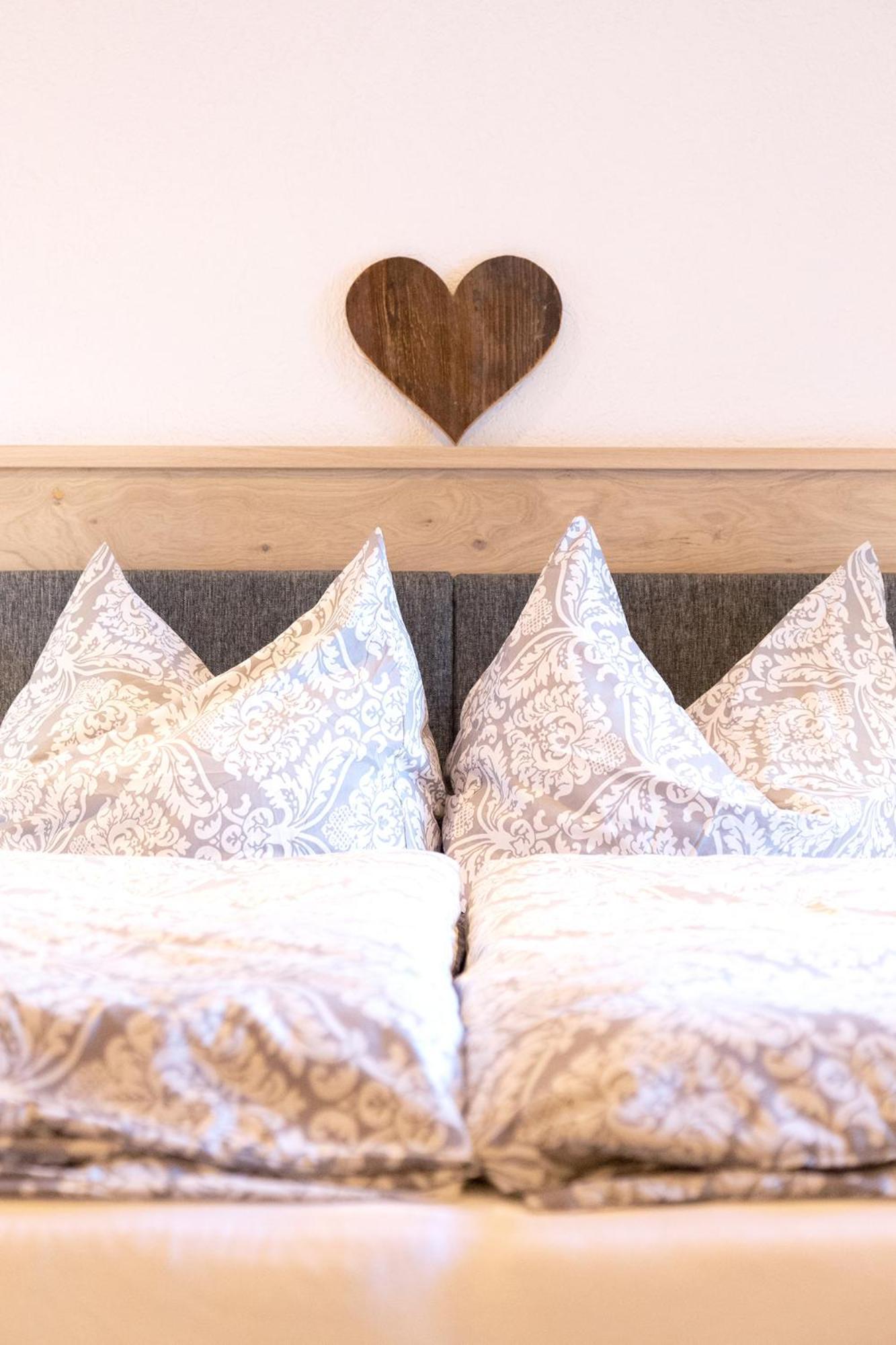 Bed and Breakfast Haus Steinbock Neustift im Stubaital Exterior foto